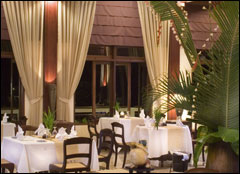 Petulu Restaurant at Kamandalu Resort