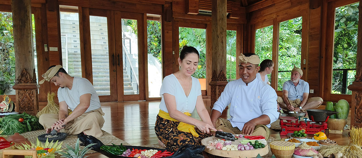Culinary Journey - Authentic Balinese Cooking Class, Ubud Experience, Kamandalu Ubud, Bali