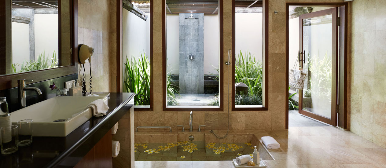 Pool Villa Bathroom, Kamandalu Ubud, Bali - resort villas