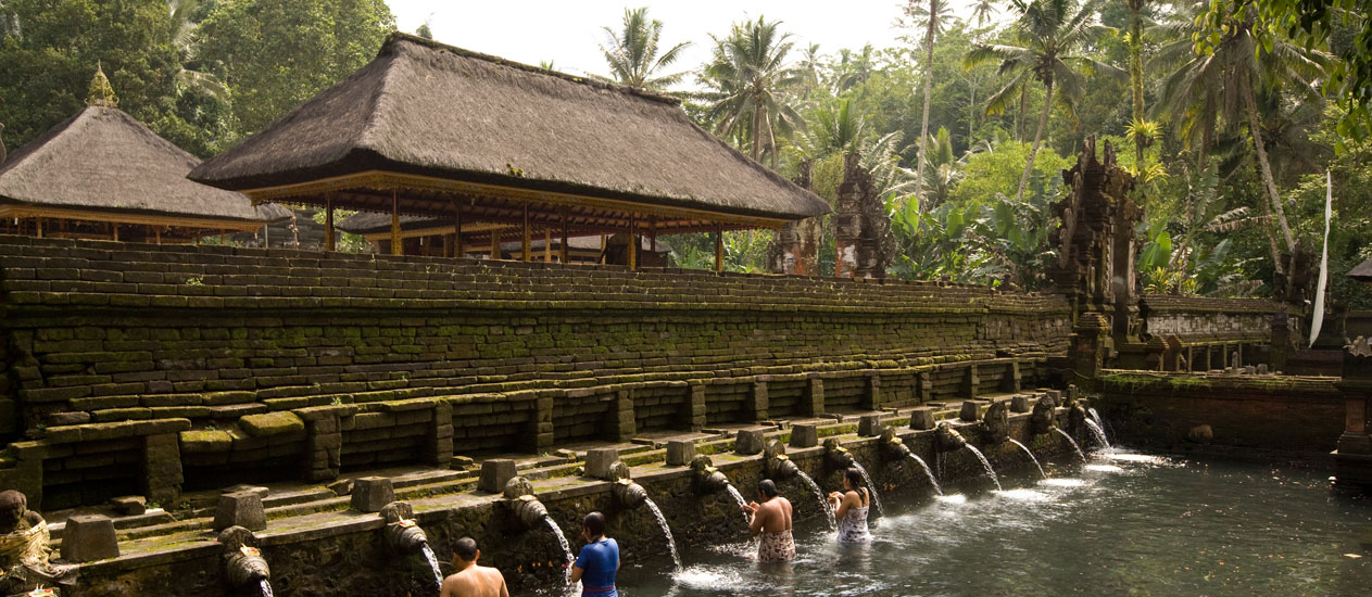 Tirta Empul Temple, Tampaksiring, Kamandalu Ubud, Bali